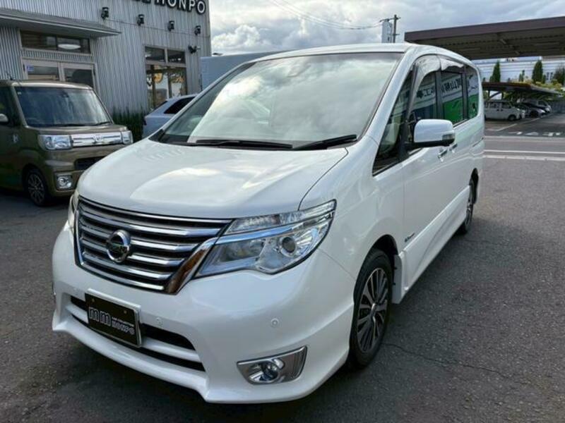 NISSAN SERENA