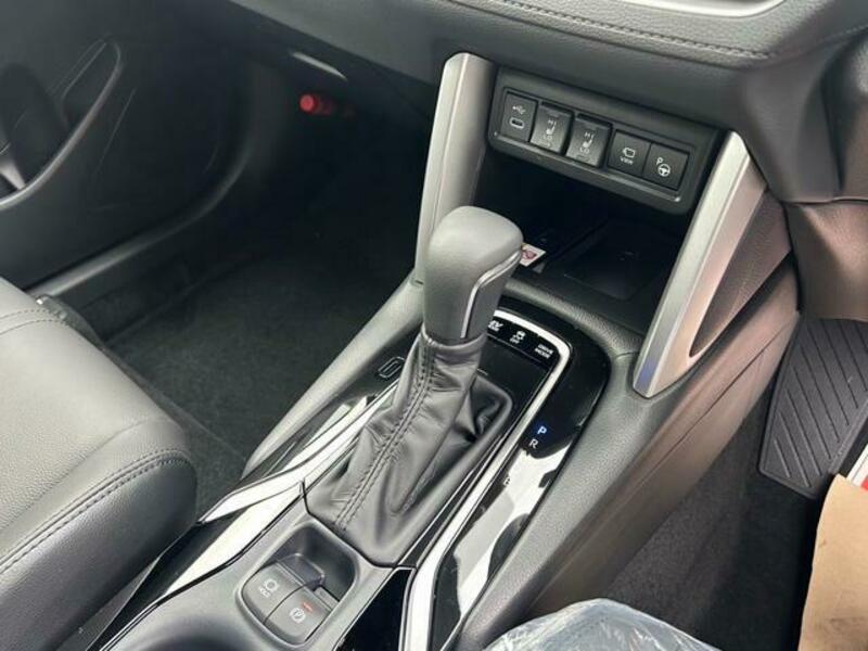 COROLLA CROSS