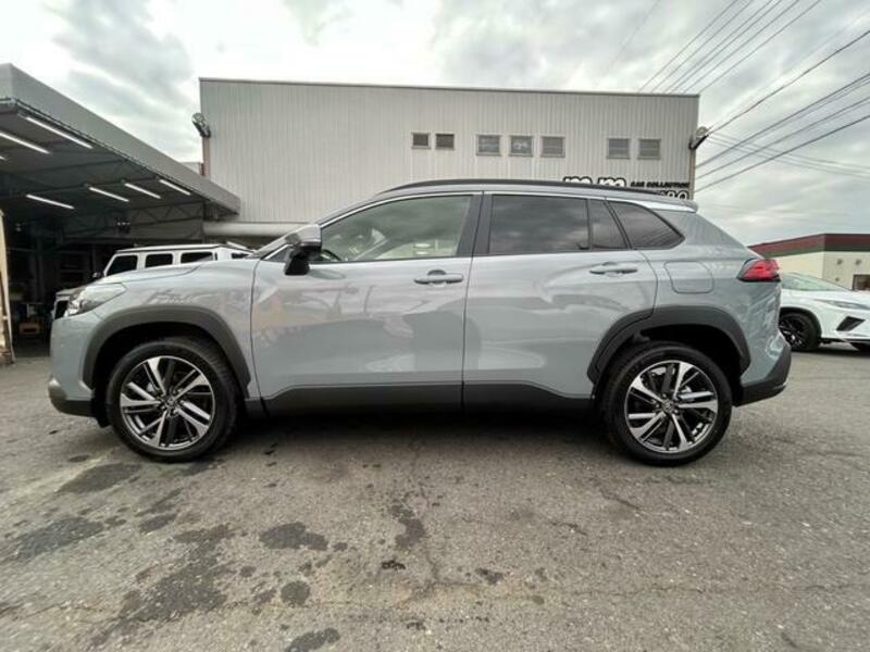 COROLLA CROSS