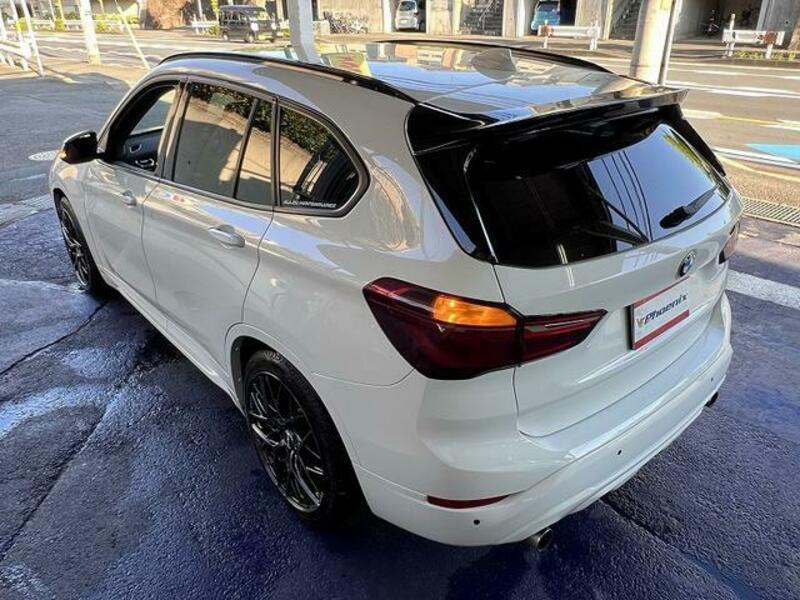 X1
