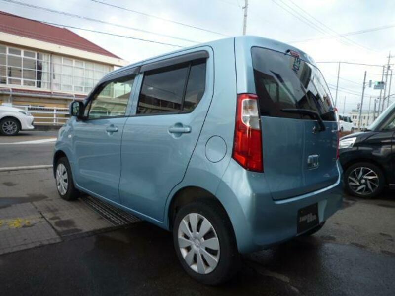 WAGON R
