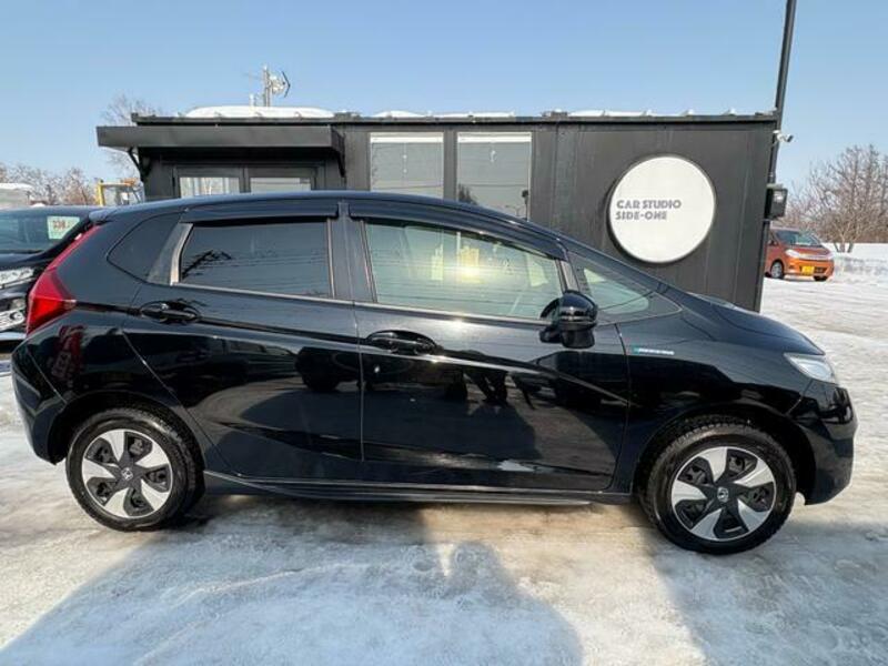 FIT HYBRID
