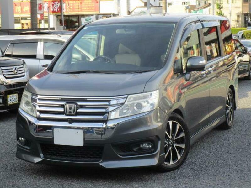 HONDA STEPWAGON SPADA