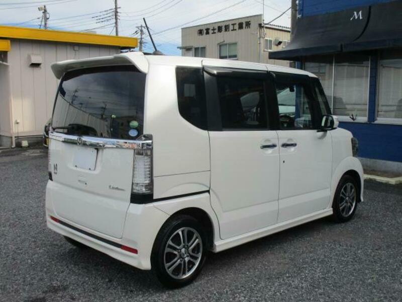 N BOX CUSTOM