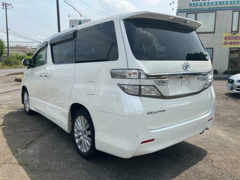 VELLFIRE