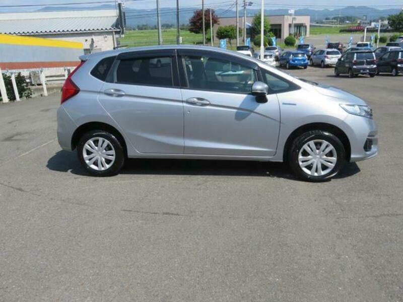 FIT HYBRID