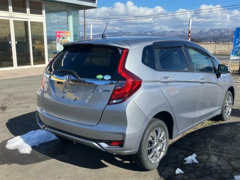 FIT HYBRID