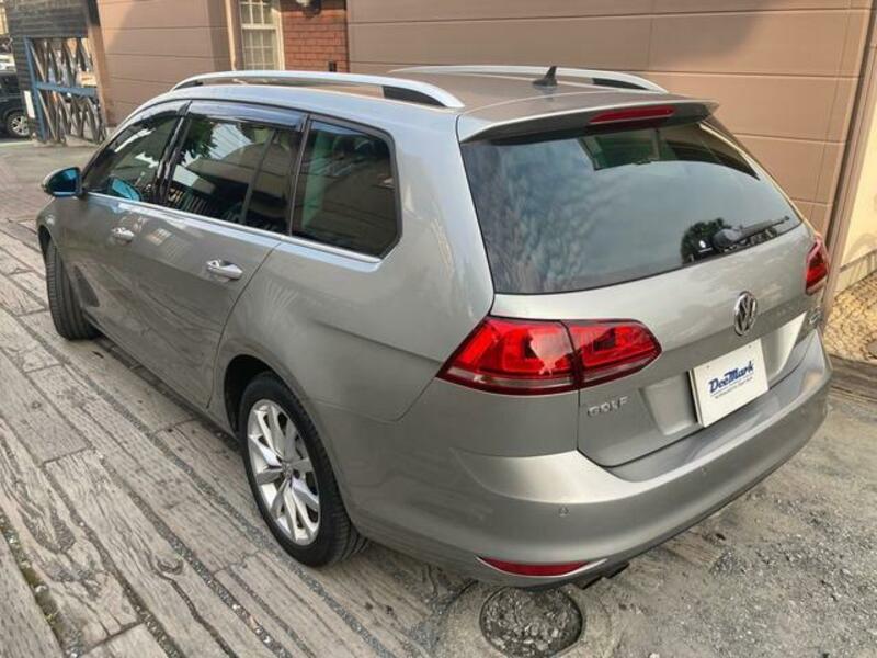 GOLF VARIANT