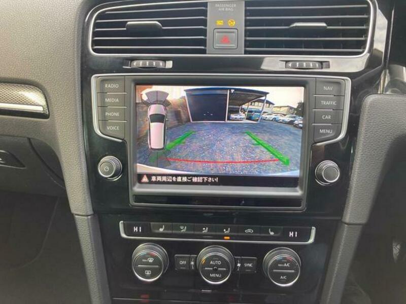 GOLF VARIANT