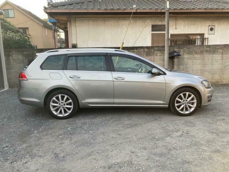 GOLF VARIANT