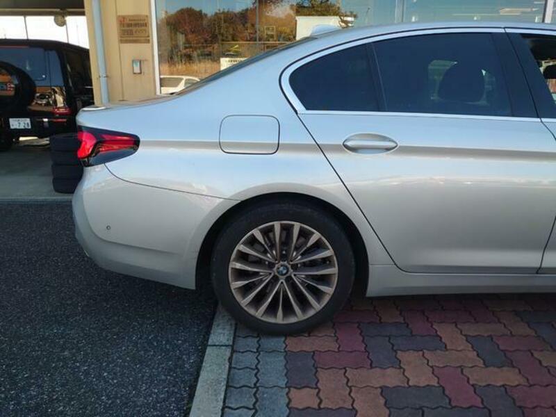 5 SERIES