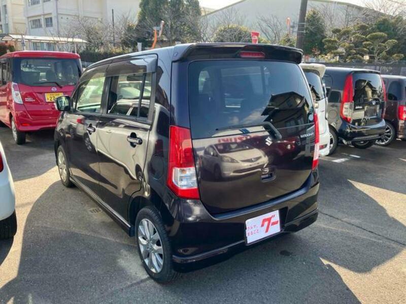WAGON R