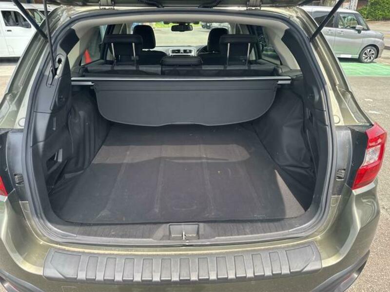 LEGACY OUTBACK