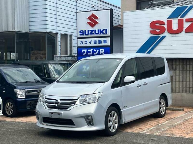 NISSAN SERENA