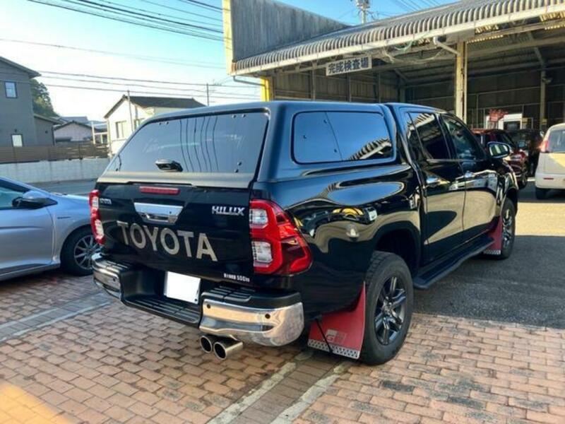 HILUX