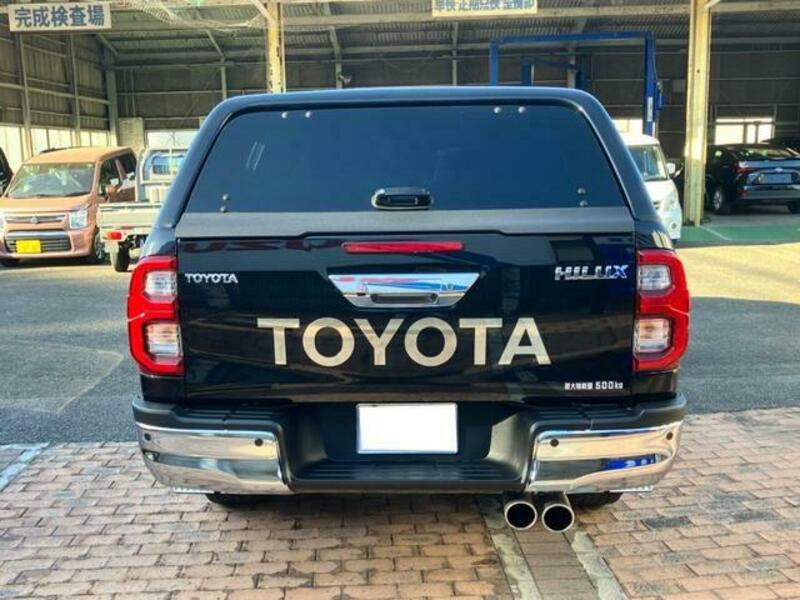 HILUX