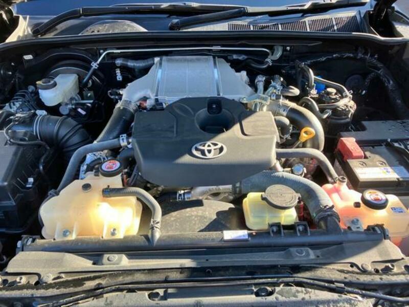 HILUX
