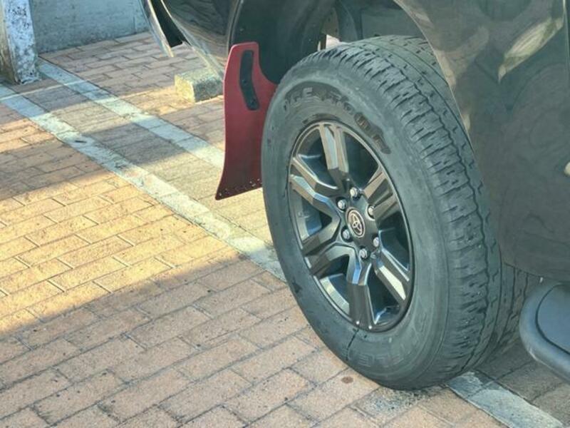 HILUX