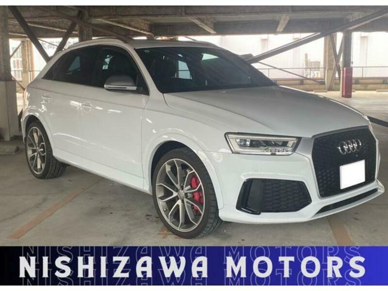AUDI RS Q3