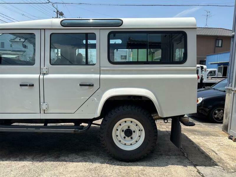 DEFENDER