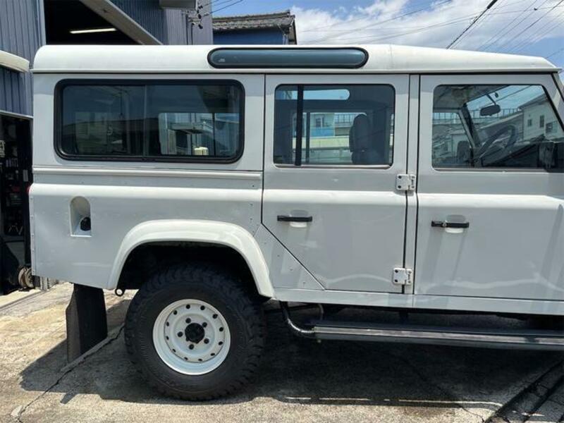 DEFENDER