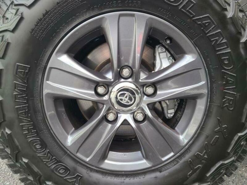LAND CRUISER