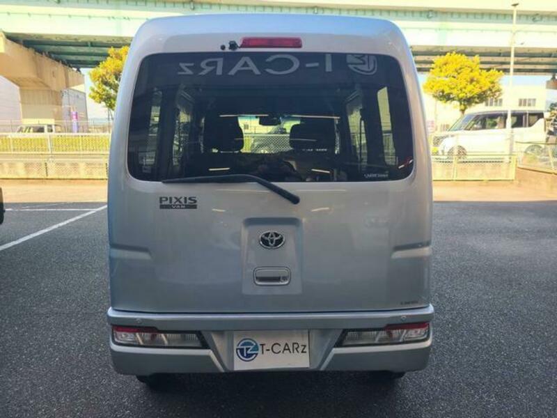 PIXIS VAN