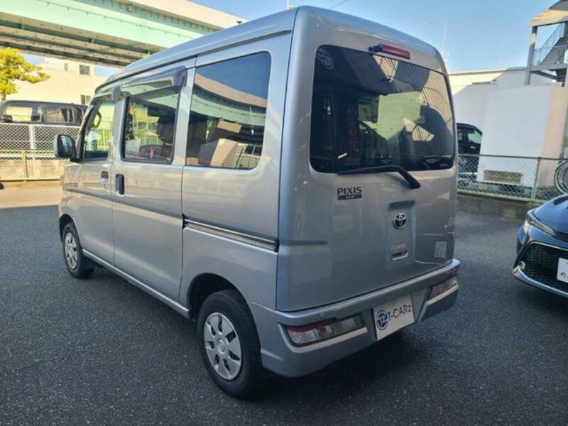 PIXIS VAN