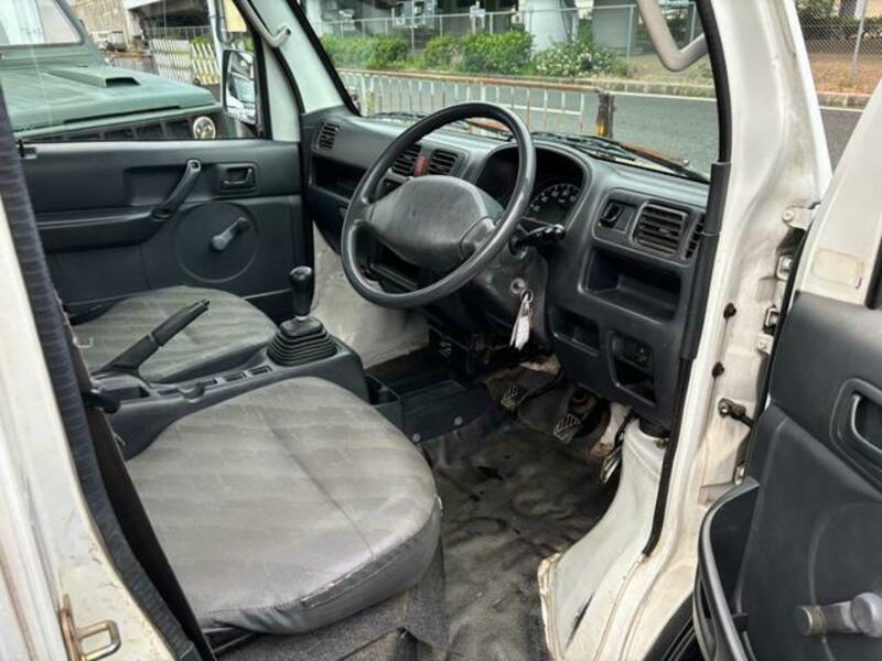 CARRY TRUCK