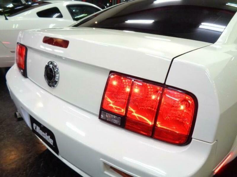 MUSTANG