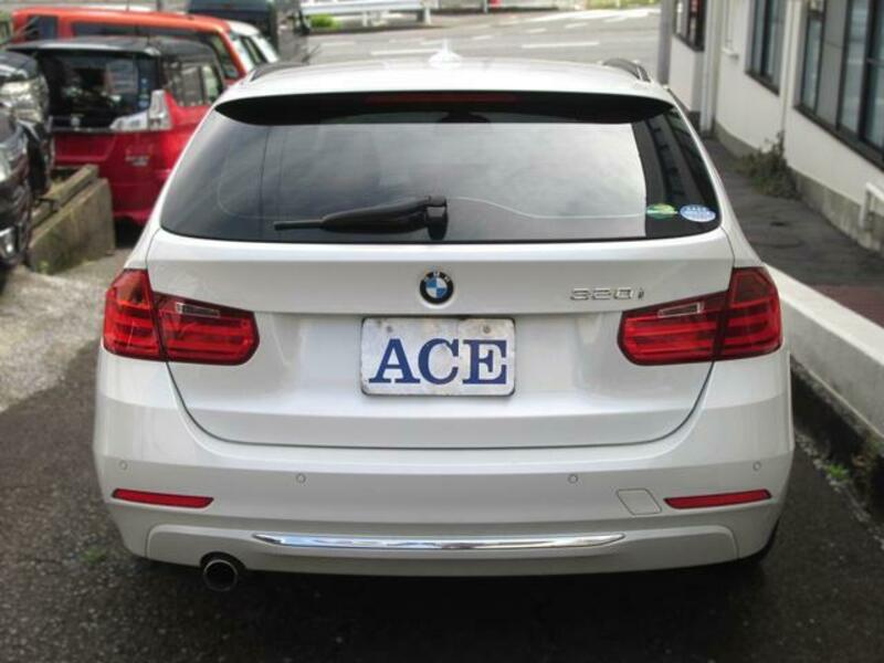 3 SERIES