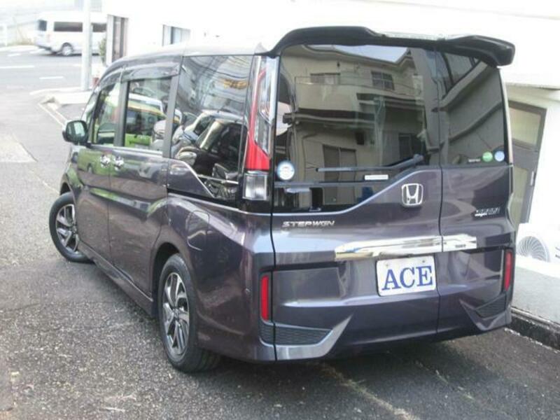 STEPWAGON SPADA