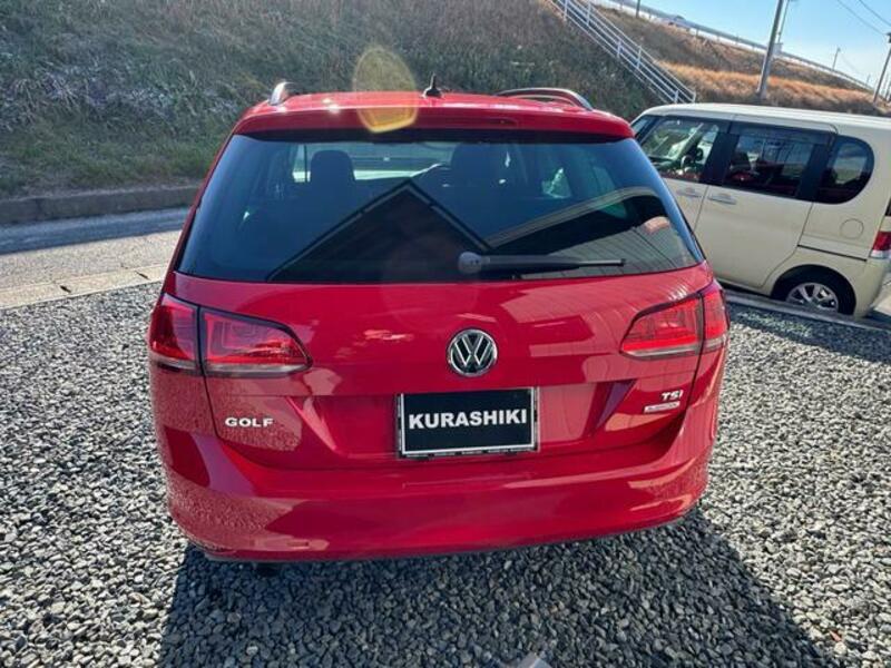 GOLF VARIANT