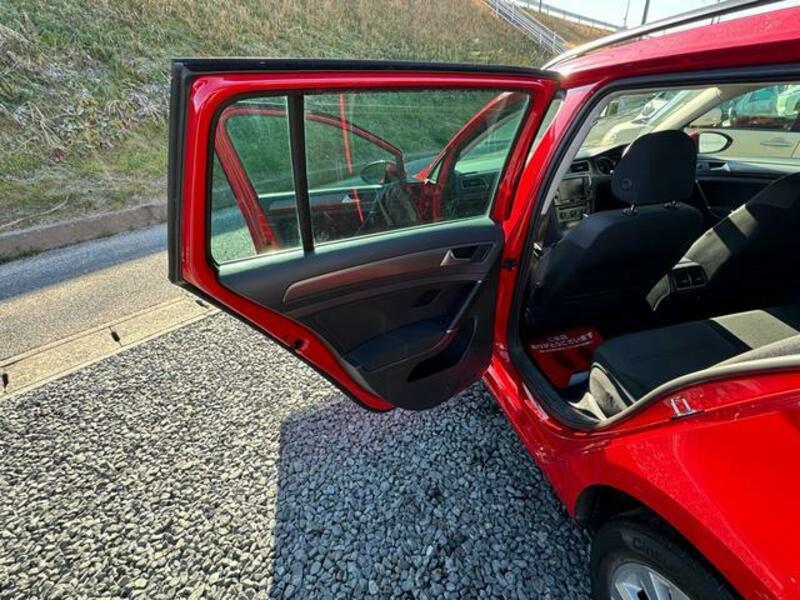 GOLF VARIANT