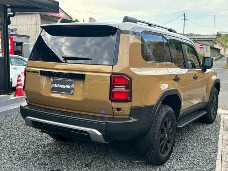 LAND CRUISER 250