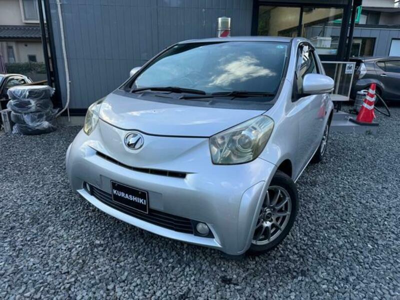 TOYOTA IQ