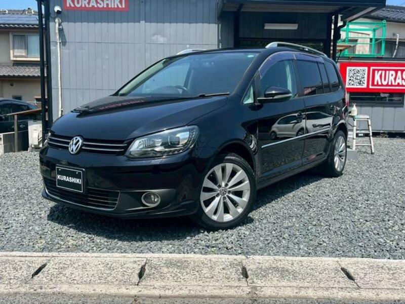 VOLKSWAGEN GOLF TOURAN