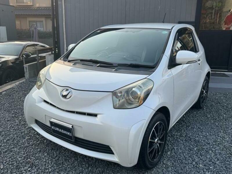 TOYOTA IQ