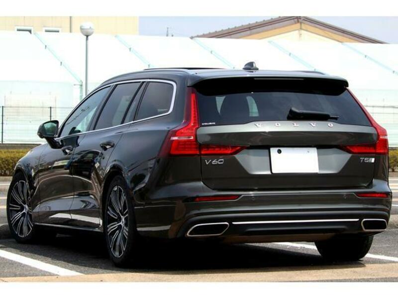 V60