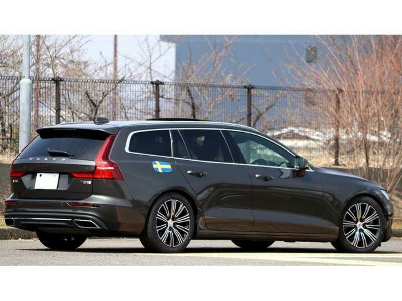 V60