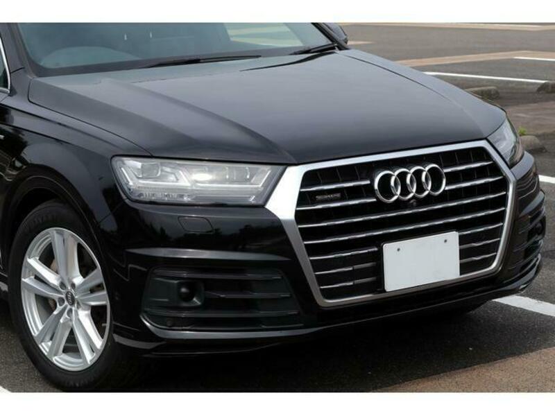 Q7