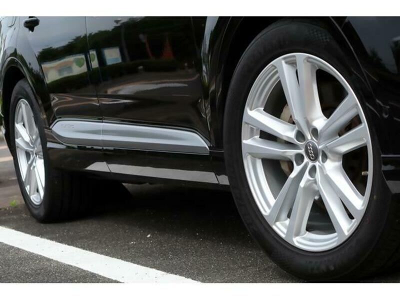 Q7
