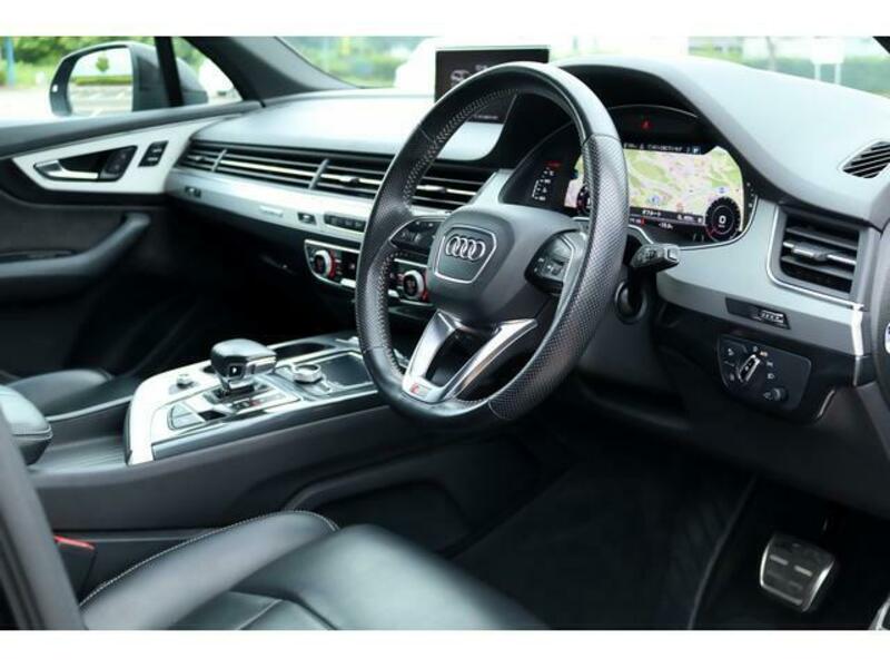 Q7