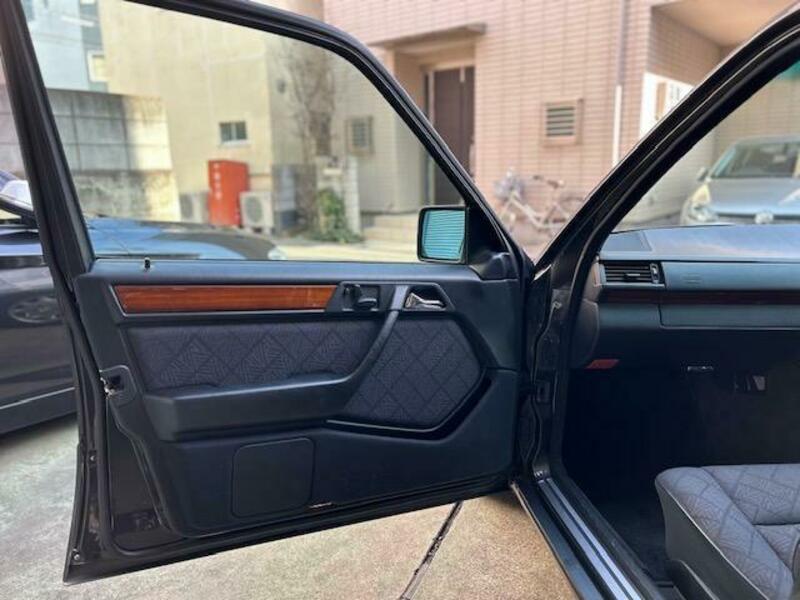 E-CLASS