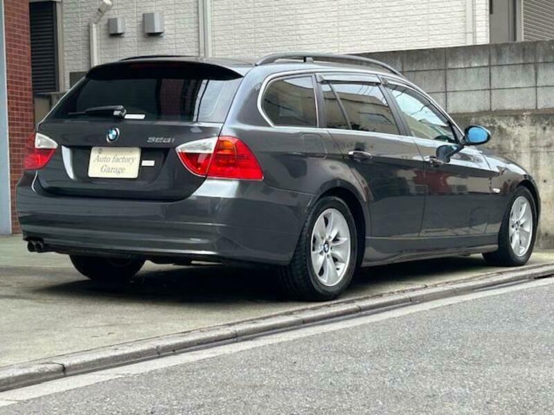 3 SERIES