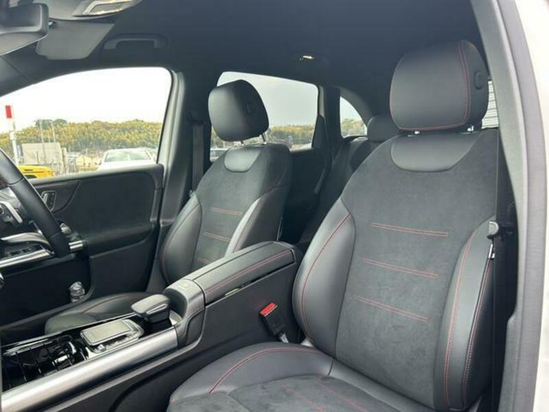 B-CLASS