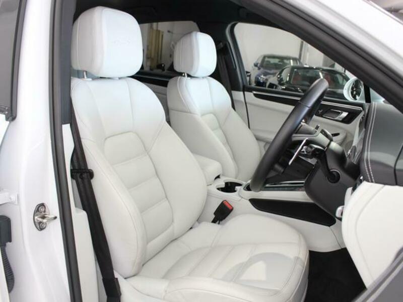 MACAN