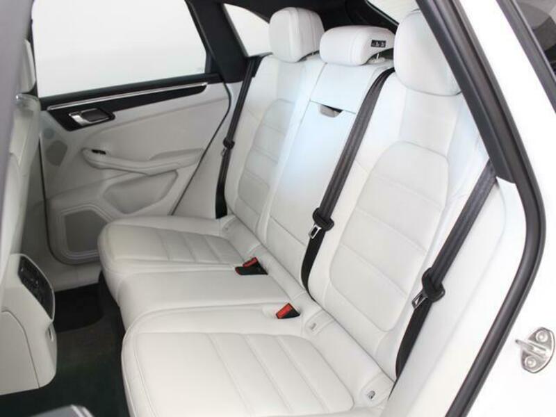 MACAN