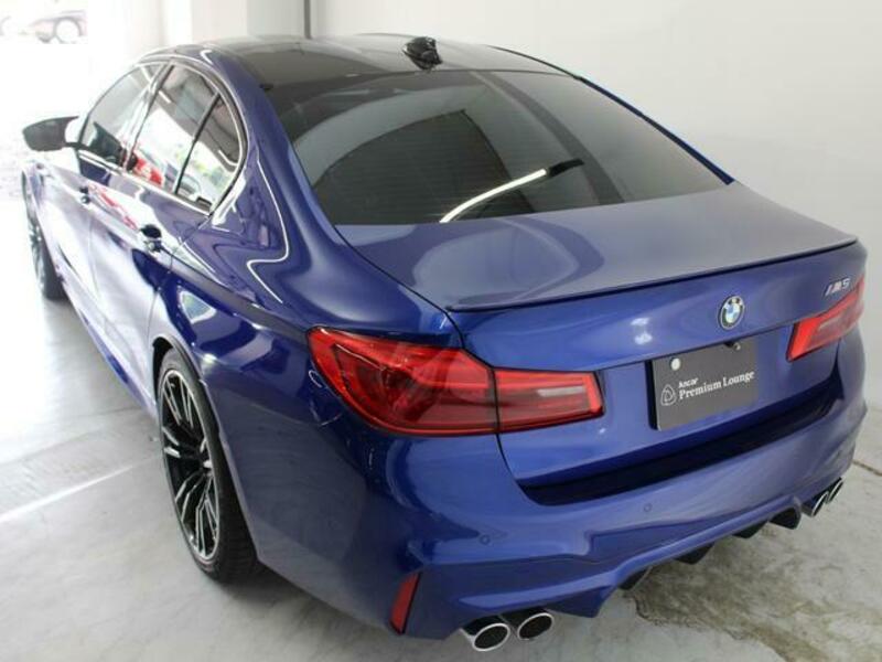M5