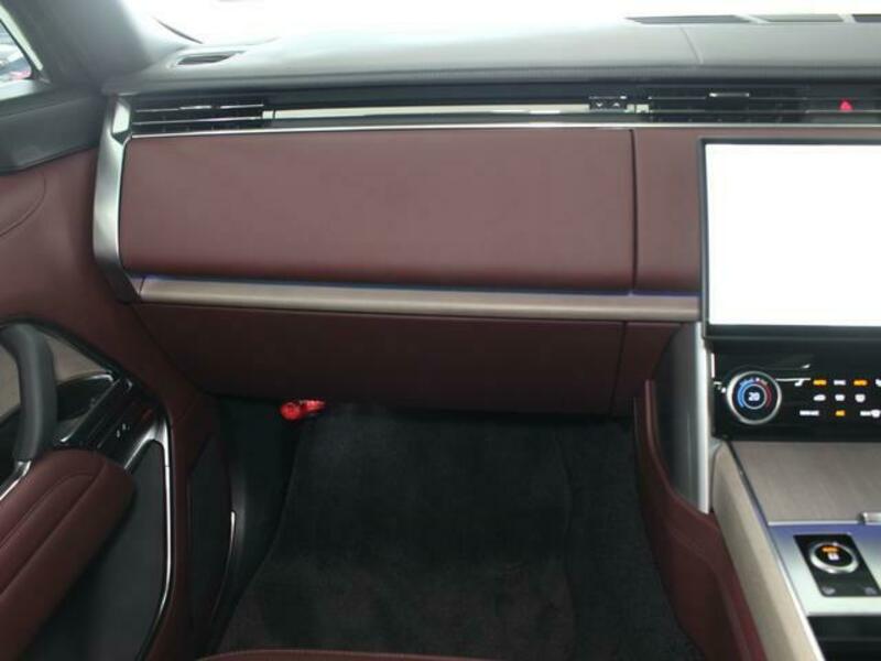 RANGE ROVER